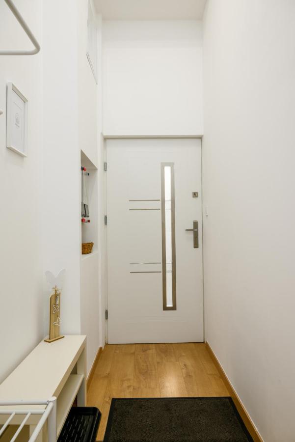 בודפשט Ja18 Downtown Pearl - 2 Bedroom Apartment מראה חיצוני תמונה